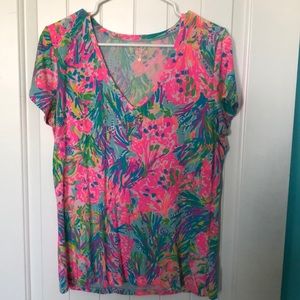Lilly Pulitzer v neck